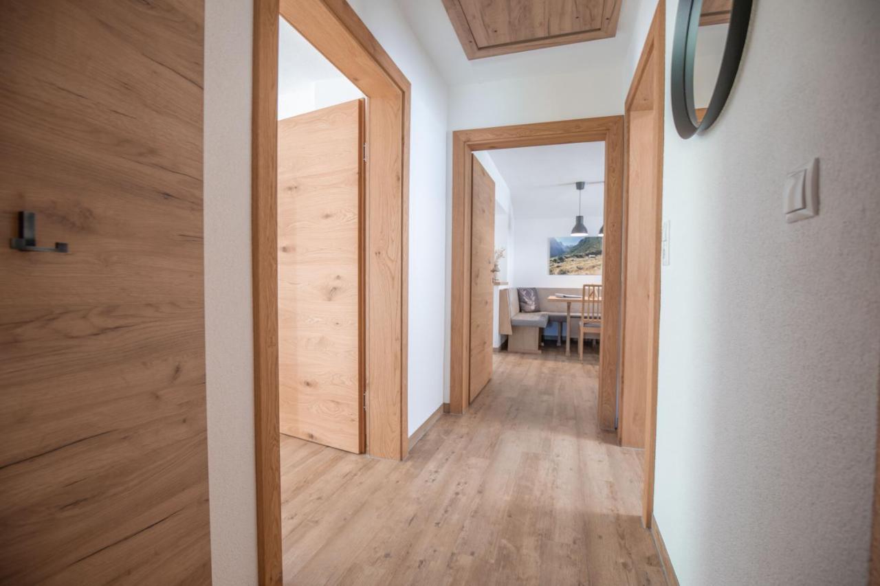 Apart Alp Line Appartement Mils bei Imst Buitenkant foto
